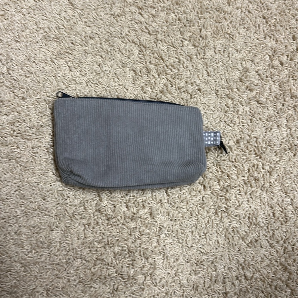 Handmade Gray pouch - Picture 4 of 5